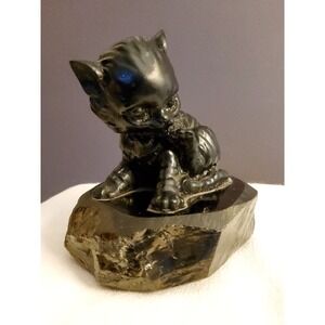 Polished anthracite black cat sculpture
